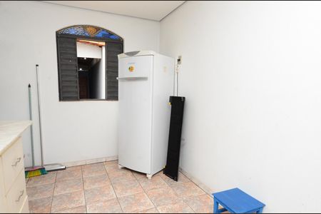 Casa à venda com 167m², 4 quartos e 2 vagas Casa à venda com 167m², 4 quartos e 2 vagasDispensa