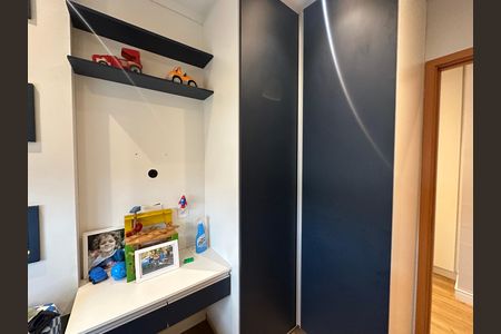 Casa de condomínio à venda com 147m², 3 quartos e 2 vagas Casa de condomínio à venda com 147m², 3 quartos e 2 vagasQuarto 1