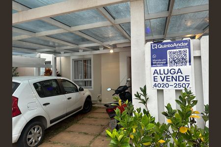 Casa de condomínio à venda com 147m², 3 quartos e 2 vagas Casa de condomínio à venda com 147m², 3 quartos e 2 vagasFachada