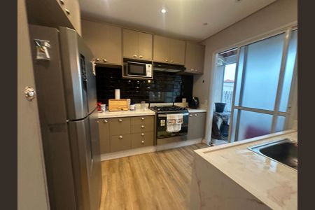 Casa de condomínio à venda com 147m², 3 quartos e 2 vagas Casa de condomínio à venda com 147m², 3 quartos e 2 vagasCozinha