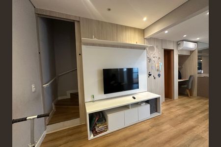 Casa de condomínio à venda com 147m², 3 quartos e 2 vagas Casa de condomínio à venda com 147m², 3 quartos e 2 vagasSala
