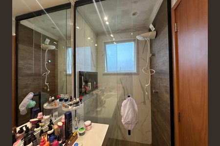 Casa de condomínio à venda com 147m², 3 quartos e 2 vagas Casa de condomínio à venda com 147m², 3 quartos e 2 vagasBanheiro da Suíte