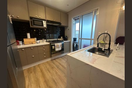 Casa de condomínio à venda com 147m², 3 quartos e 2 vagas Casa de condomínio à venda com 147m², 3 quartos e 2 vagasCozinha