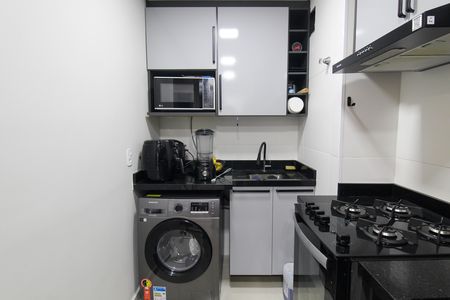 Apartamento à venda com 40m², 2 quartos e 1 vaga Apartamento à venda com 40m², 2 quartos e 1 vagaÁrea de Serviço
