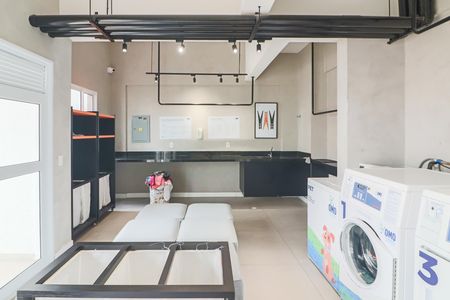 Apartamento à venda com 40m², 2 quartos e 1 vaga Apartamento à venda com 40m², 2 quartos e 1 vagaLavanderia