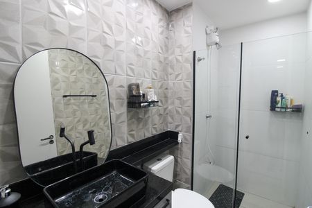Apartamento à venda com 40m², 2 quartos e 1 vaga Apartamento à venda com 40m², 2 quartos e 1 vagaBanheiro