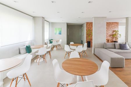 Apartamento à venda com 40m², 2 quartos e 1 vaga Apartamento à venda com 40m², 2 quartos e 1 vagaÁrea comum - Salão de festas