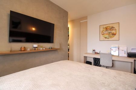 Apartamento à venda com 84m², 2 quartos e 2 vagas Apartamento à venda com 84m², 2 quartos e 2 vagasSuíte
