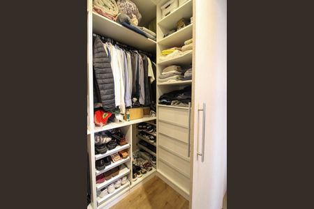Apartamento à venda com 84m², 2 quartos e 2 vagas Apartamento à venda com 84m², 2 quartos e 2 vagasCloset Suíte