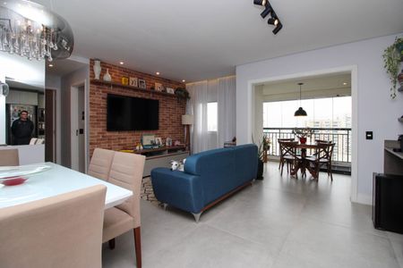 Apartamento à venda com 84m², 2 quartos e 2 vagas Apartamento à venda com 84m², 2 quartos e 2 vagasSala