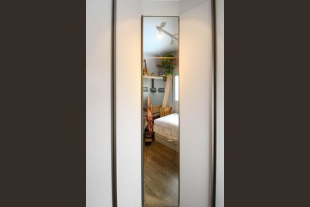 Apartamento à venda com 84m², 2 quartos e 2 vagas Apartamento à venda com 84m², 2 quartos e 2 vagasQuarto