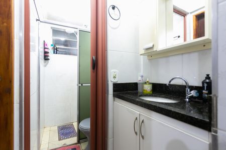 Apartamento para alugar com 48m², 2 quartos e 1 vaga Apartamento para alugar com 48m², 2 quartos e 1 vagaBanheiro - Lavatório