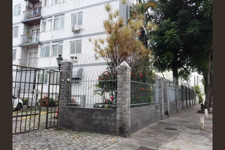 Apartamento à venda com 60m², 2 quartos e 1 vagaFachada