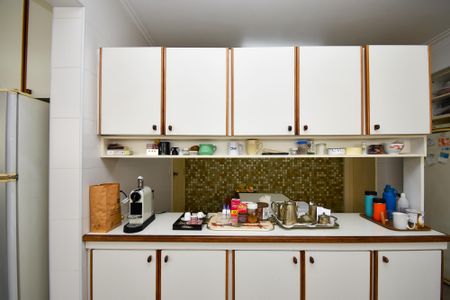 Apartamento à venda com 224m², 4 quartos e 2 vagas Apartamento à venda com 224m², 4 quartos e 2 vagascozinha