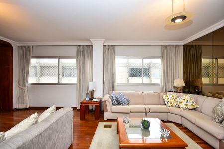 Sala de estar de apartamento à venda com 4 quartos, 224m² em Jardim America, São Paulo