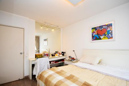 Apartamento à venda com 224m², 4 quartos e 2 vagas Apartamento à venda com 224m², 4 quartos e 2 vagasquarto 4