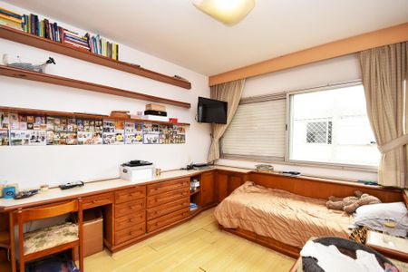 Apartamento à venda com 224m², 4 quartos e 2 vagas Apartamento à venda com 224m², 4 quartos e 2 vagasquarto 2
