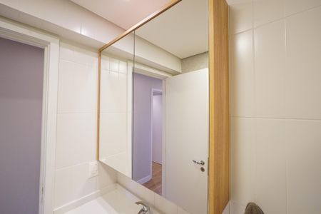 Apartamento para alugar com 140m², 3 quartos e 2 vagasBanheiro