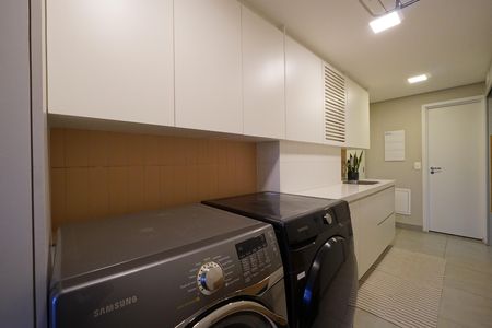 Apartamento para alugar com 140m², 3 quartos e 2 vagasÁrea de Serviço