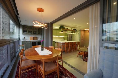 Apartamento para alugar com 140m², 3 quartos e 2 vagasVaranda