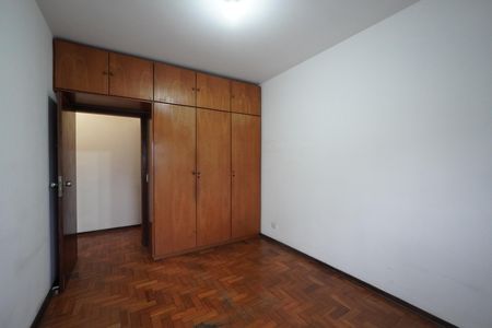 Apartamento à venda com 71m², 2 quartos e 1 vagaQuarto 2