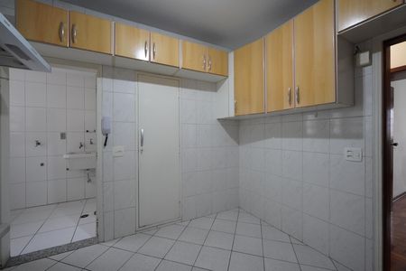 Apartamento à venda com 71m², 2 quartos e 1 vagaCozinha