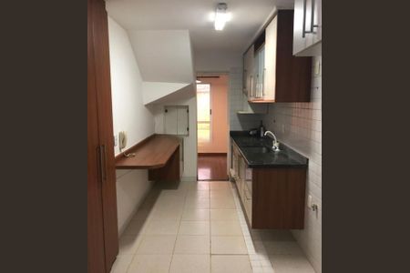 Casa de condomínio à venda com 140m², 3 quartos e 4 vagas Casa de condomínio à venda com 140m², 3 quartos e 4 vagasFoto 03