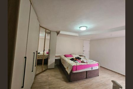 Foto 13 de casa à venda com 3 quartos, 225m² em Jardim Santo Antonio, São Paulo