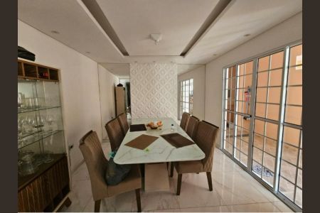Foto 03 de casa à venda com 3 quartos, 225m² em Jardim Santo Antonio, São Paulo