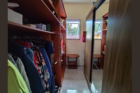 Casa para alugar com 300m², 3 quartos e 3 vagas Casa para alugar com 300m², 3 quartos e 3 vagasCloset