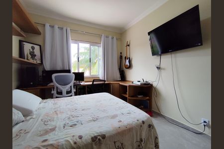 Casa para alugar com 300m², 3 quartos e 3 vagas Casa para alugar com 300m², 3 quartos e 3 vagasQuarto