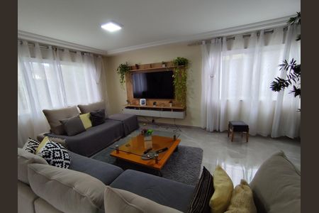 Sala de casa para alugar com 3 quartos, 300m² em Maravista, Niterói
