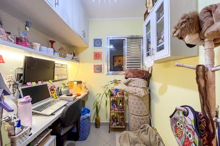 Quarto 3 de apartamento para alugar com 3 quartos, 61m² em Vila Moraes, São Paulo