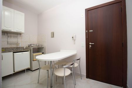 Studio para alugar com 38m², 1 quarto e 1 vaga Studio para alugar com 38m², 1 quarto e 1 vagaCozinha