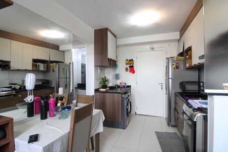 Sala/Cozinha de apartamento à venda com 2 quartos, 32m² em Parque Munhoz, São Paulo