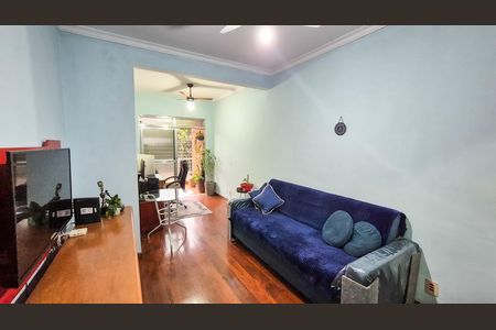 Apartamento à venda com 86m², 3 quartos e 2 vagas Apartamento à venda com 86m², 3 quartos e 2 vagasSala