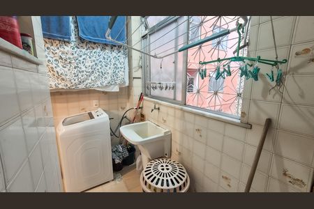Apartamento à venda com 86m², 3 quartos e 2 vagas Apartamento à venda com 86m², 3 quartos e 2 vagasÁrea de Serviço