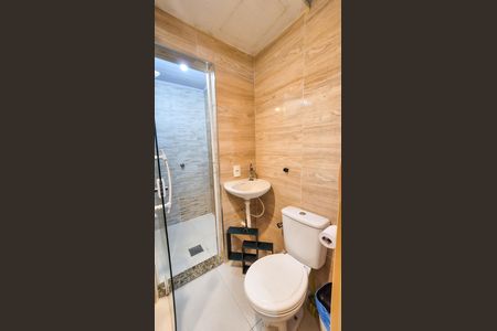 Apartamento à venda com 86m², 3 quartos e 2 vagas Apartamento à venda com 86m², 3 quartos e 2 vagasBanheiro 2