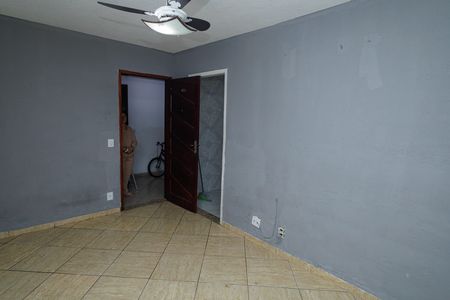 Sala de apartamento para alugar com 2 quartos, 52m² em Santíssimo, Rio de Janeiro