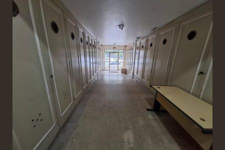 Apartamento à venda com 71m², 2 quartos e sem vaga Apartamento à venda com 71m², 2 quartos e sem vagaHall de entrada