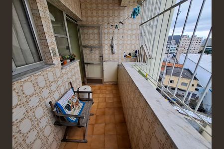 Apartamento à venda com 71m², 2 quartos e sem vaga Apartamento à venda com 71m², 2 quartos e sem vagaÁrea de serviço