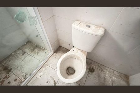 Apartamento à venda com 77m², 3 quartos e 2 vagas Apartamento à venda com 77m², 3 quartos e 2 vagasBanheiro da Suíte