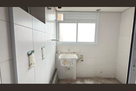Apartamento à venda com 77m², 3 quartos e 2 vagas Apartamento à venda com 77m², 3 quartos e 2 vagasÁrea de Serviço