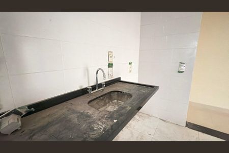 Apartamento à venda com 77m², 3 quartos e 2 vagas Apartamento à venda com 77m², 3 quartos e 2 vagasCozinha
