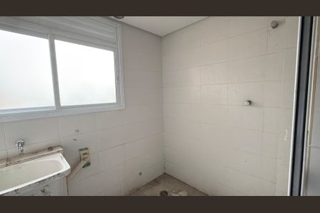 Apartamento à venda com 77m², 3 quartos e 2 vagas Apartamento à venda com 77m², 3 quartos e 2 vagasÁrea de Serviço