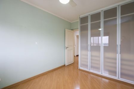 Apartamento para alugar com 137m², 3 quartos e 3 vagas Apartamento para alugar com 137m², 3 quartos e 3 vagasQuarto 3