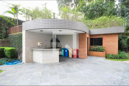Apartamento para alugar com 137m², 3 quartos e 3 vagas Apartamento para alugar com 137m², 3 quartos e 3 vagasÁrea comum - Churrasqueira