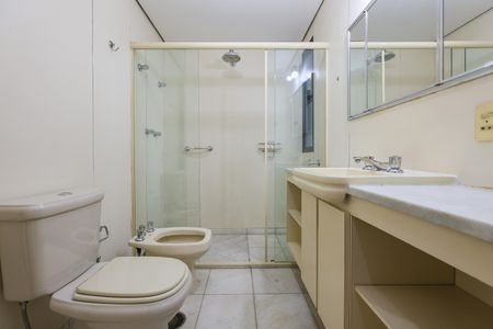 Apartamento para alugar com 137m², 3 quartos e 3 vagas Apartamento para alugar com 137m², 3 quartos e 3 vagasBanheiro