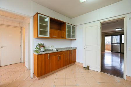 Apartamento para alugar com 137m², 3 quartos e 3 vagas Apartamento para alugar com 137m², 3 quartos e 3 vagasCozinha