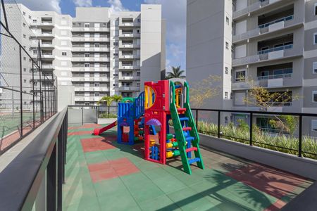 Apartamento para alugar com 62m², 2 quartos e 1 vaga Apartamento para alugar com 62m², 2 quartos e 1 vagaÁrea comum - Playground